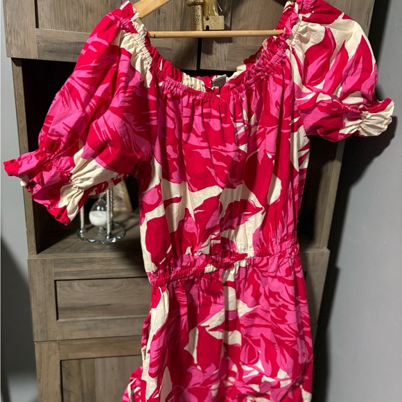 Flying Tomato Pink and Cream Patterned Romper - Picture 5 of 6